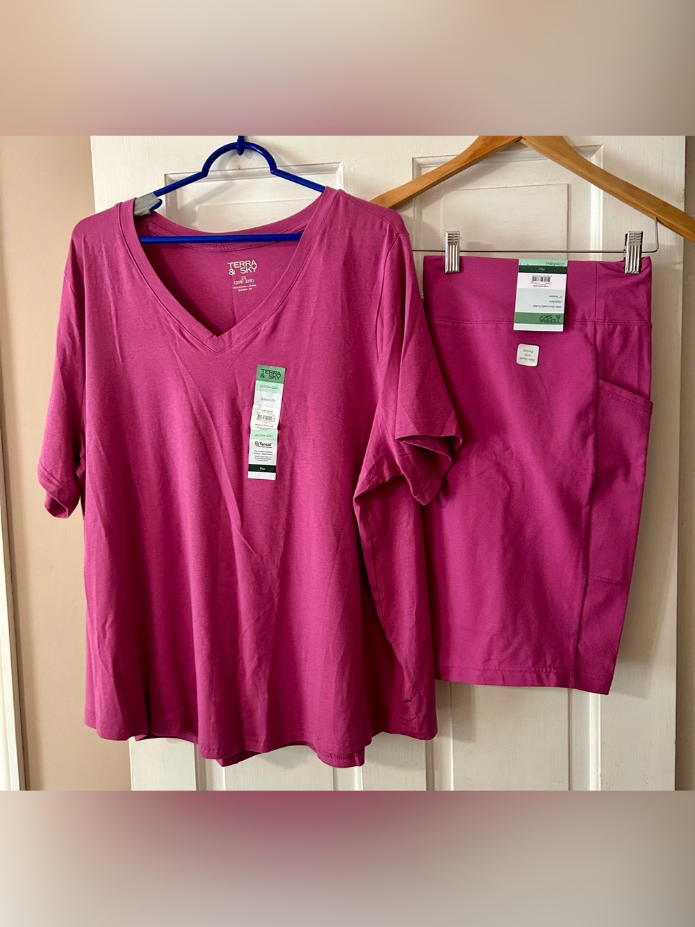 Women’s Terra & Sky Bike Shorts W/ Pockets & Matching Shirt Cute Summer Set 2x